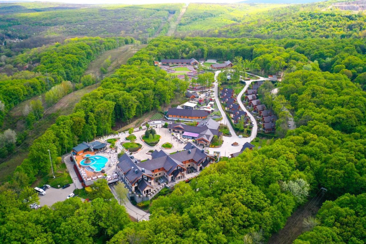 Avalon Resort & Spa Miskolc Exteriör bild